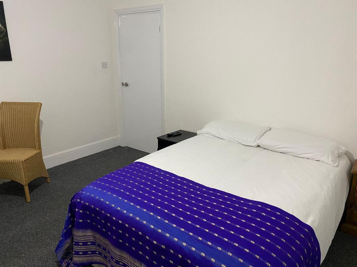 Apartament Sunrup Heathrow Feltham Zewnętrze zdjęcie