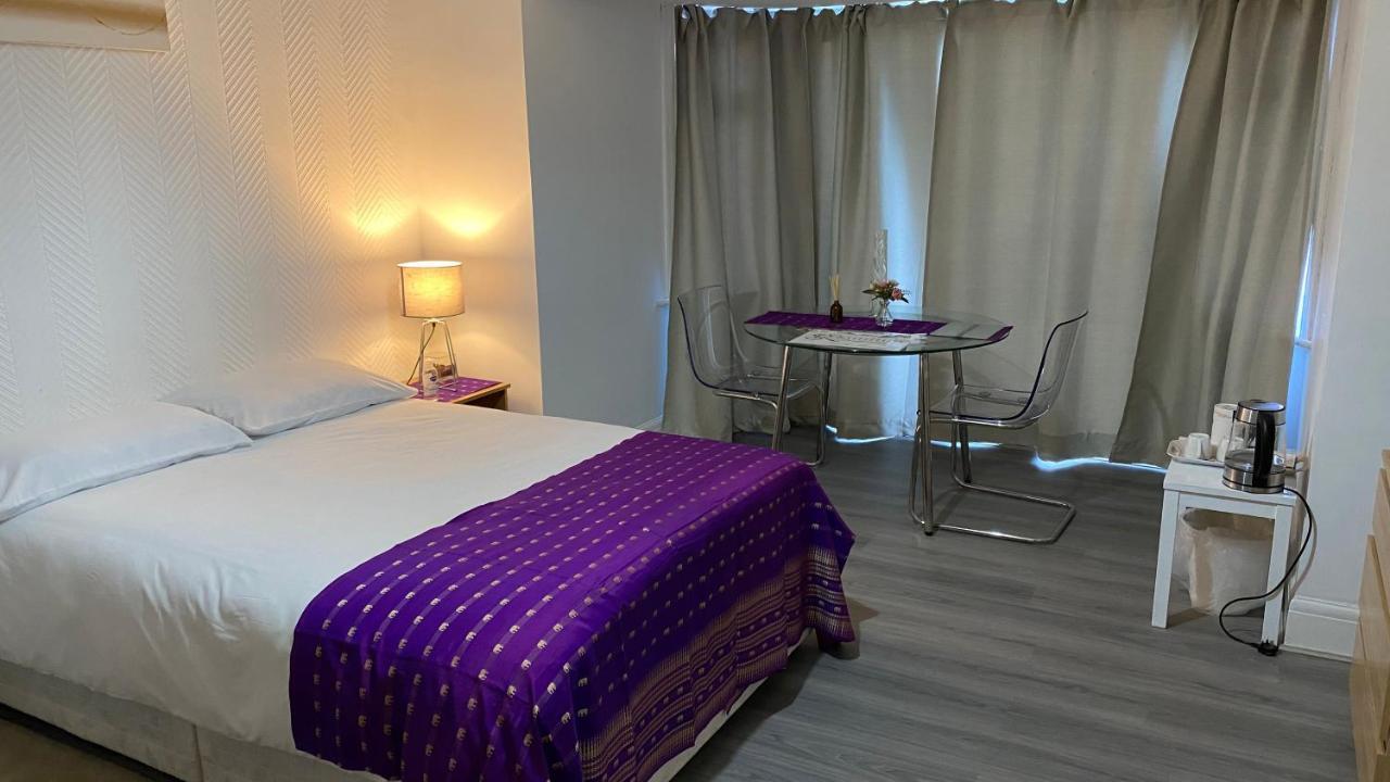 Apartament Sunrup Heathrow Feltham Zewnętrze zdjęcie